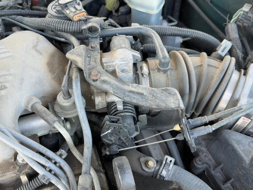 1999 Chevy Lumina Throttle Body Valve OEM with Sensors 3.1L V6 17113576