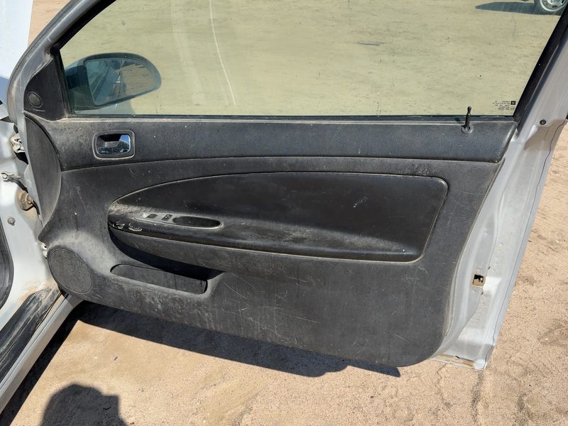 2005-2010 Chevrolet Cobalt Front Door Trim Panel RH