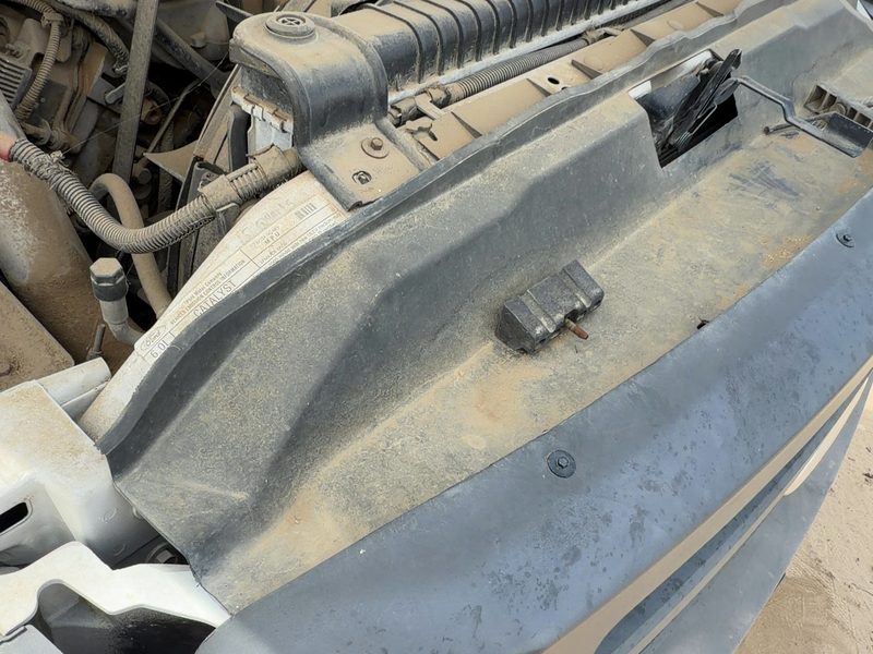1999-2007 Ford F350 Super Duty Pickup Radiator Support