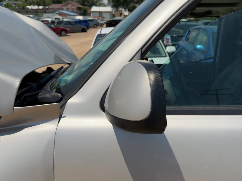2003-2007 Chevy/gmc Suburban 1500 Series Door Mirror LH