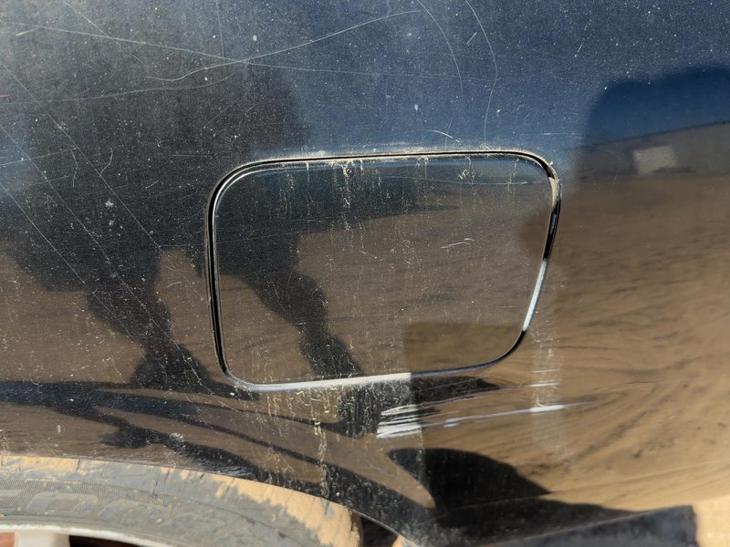 1996 Nissan Maxima Fuel Tank Door