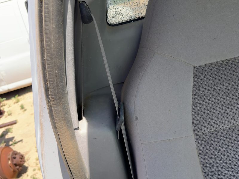 2002-2004 Ford Pickup F150 Series Front Seat Belt RH