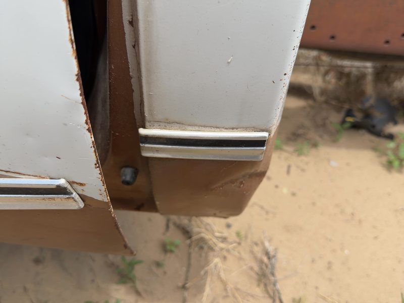 1980 Chevrolet Pickup 20 Series Quarter Panel Moulding LH