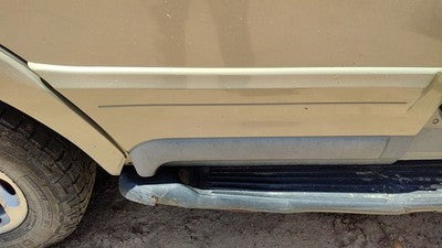 98 99 Navigator Passenger Right Rear Moulding From Door Back Trim Strip Gold Bi