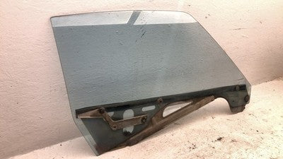 1970-1973 Nissan Datsun 240Z Passenger Right Side Window Door Glass Oem