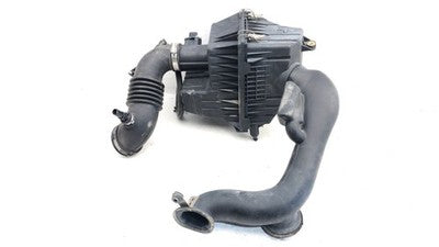 2005 Mazda Tribute Complete Air Intake Filter Box Housing With Tube Oem 2.3L