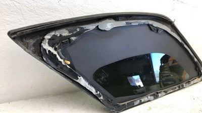 2002-2007 Buick Rendezvous Driver Left Rear Quarter Glass Back Side Window Oem