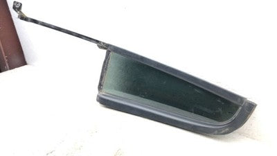 98-02 Navigator Passenger Right Rear Vent Window Back Door Glass With Frame Oem