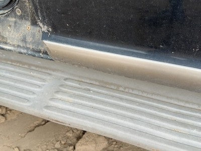 1997-2002 Ford Expedition Driver Left Rear Lower Moulding From Door Oem Back