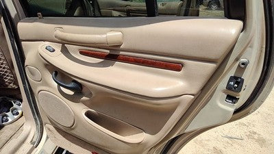 98 Navigator Passenger Right Rear Inside Door Trim Panel Wh Switches Back Tan Kx