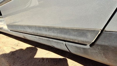 2006-2010 Vw Passat Driver Left Rear Lower Moulding From Door Back Trim Strip