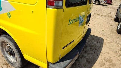 2002 Express Van 2500 Driver Left Rear Moulding On Quarter Panel Oem Yellow