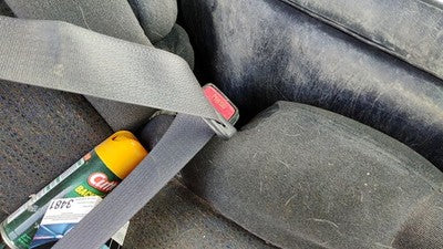 01-02 Silverado 2500 Hd Passenger Right Front Seat Belt Buckle Receiver Graphite