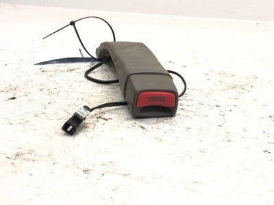 99-04 Alero Passenger Right Front Seat Belt Buckle Receiver 2 Door Coupe Tan 52