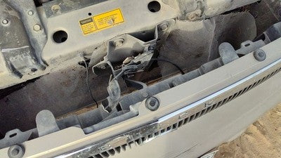1997-2005 Buick Century Hood Latch Assembly With Bracket Oem 15856715