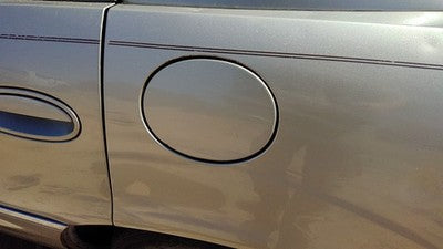 1997 Park Ave Ultra Fuel Tank Door With Hinge Gas Lid Oem Filler Silver 25665816