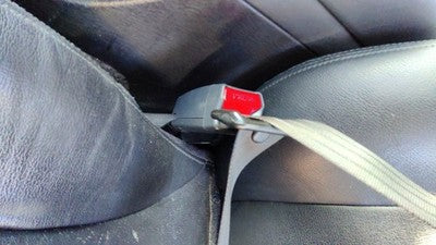 2004-2005 Hyundai Xg350 Driver Left Front Seat Belt Buckle Receiver Oem Black