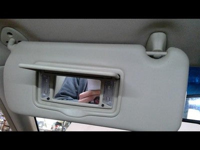 2004 Cadillac Srx Driver Sun Visor Without Illumination 25756069