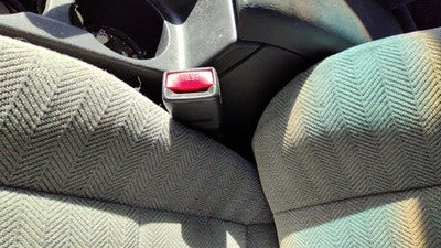 2002-2005 Subaru Legacy Driver Left Front Seat Belt Buckle Receiver Oem Gray