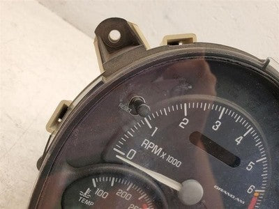 2000 Pontiac Grand Am Speedometer Us Se Cluster Instrument Gauges Panel 09383052