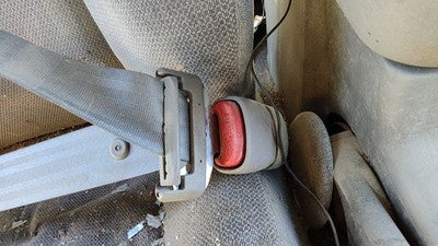 00-04 Jeep Grand Cherokee Passenger Right Front Seat Belt Buckle Receiver Gray