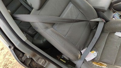 2002-2005 Vw Passat Passenger Right Front Seat Belt Retractor Oem Shoulder Gray