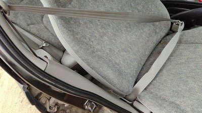 Saturn Sl1 Passenger Right Front Seat Belt Retractor Oem Shoulder Gray