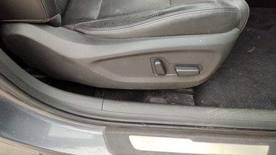 2016 Hyundai Tucson Passenger Right Side Power Seat Switch With Trim Panel Black