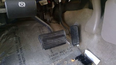 2005 Chevy Suburban Adjustable Gas And Brake Pedal Assembly Oem Power Slide Unit