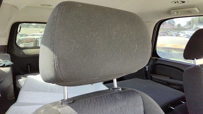 2010 Chevy Tahoe Lh Pair Of Headrests Oem Left Right Set Front Seat 20998439