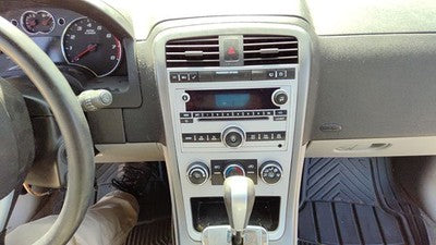 2007-2009 Chevy Equinox Trim Bezel Around Radio Surround Dash Panel Oem Gray 14B