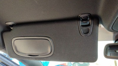 2015 Chrysler 200 Driver Left Sun Visor Oem Black X9 5Mt88ml2ad