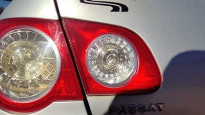 2006-2010 Vw Passat Driver Left Inner Tail Light Brake Lamp Oem Rear 3C5945093f