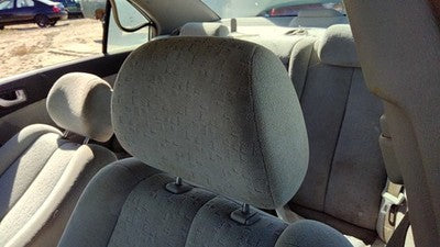 2007-2008 Hyundai Sonata Pair Of Front Headrests Oem Left Right Set Seat