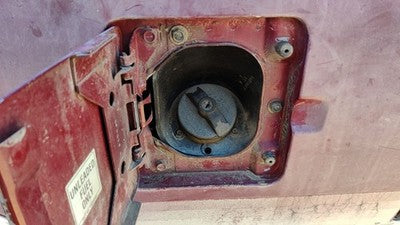 1990-1995 S10 Blazer Fuel Filler Neck Assembly With Gas Cap Oem 15568005
