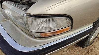 91-96 Buick Park Ave Driver Left Front Turn Signal Light Lamp Oem Fender Mounted