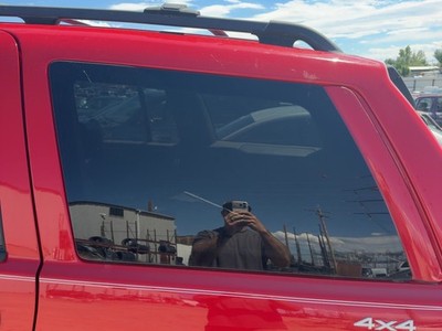 99-04 Jeep Grand Cherokee Driver Left Rear Quarter Glass Back Side Window Oem