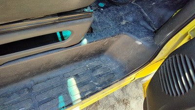 2002 Express Van 2500 Passenger Right Lower Kick Trim Panel Oem Sill Step