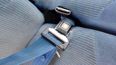 1995 Ford F150 Passenger Right Front Seat Belt Buckle Receiver Oem Blue