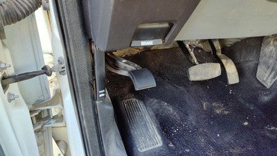 2015 F250 Parking Brake Pedal Assembly Complete Emergency Unit 6.7L Powerstroke
