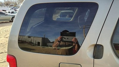 2000-2004 Nissan Xterra Passenger Right Rear Quarter Glass Back Side Window Oem