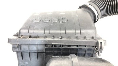2004-2007 Jeep Liberty Complete Air Intake Filter Box Housing With Tube Oem 3.7L