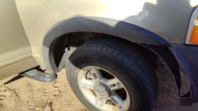 2003-2004 Ford Explorer Passenger Right Front Wheel Flare Moulding Oem Fender