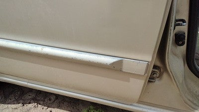00-01 Maxima Passenger Right Rear Moulding From Door Oem Back Trim Strip Gold