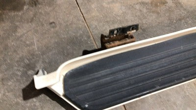 2007-2014 Lincoln Navigator Passenger Right Running Board Side Step Oem