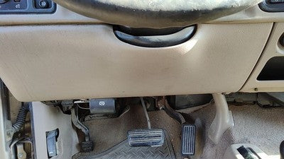 2004 Silverado 1500 Lower Dash Under Column Knee Bolster Trim Panel Oem 52D Tan