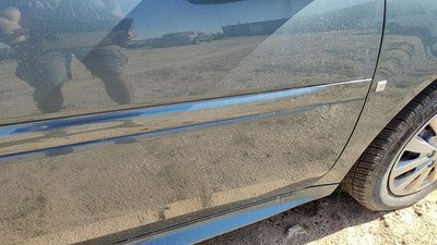 04-08 Grand Prix Passenger Right Front Moulding From Door Trim Stealth Gray 46U