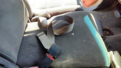 2002-2007 F250 Super Duty Center Seat Belt Assembly Oem Gray