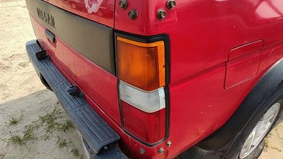 1987-1995 Nissan Pathfinder Passenger Right Tail Light Brake Lamp Oem Rear