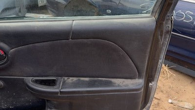 2003-2007 Saturn Ion Passenger Right Front Door Trim Panel Manual Black 19E